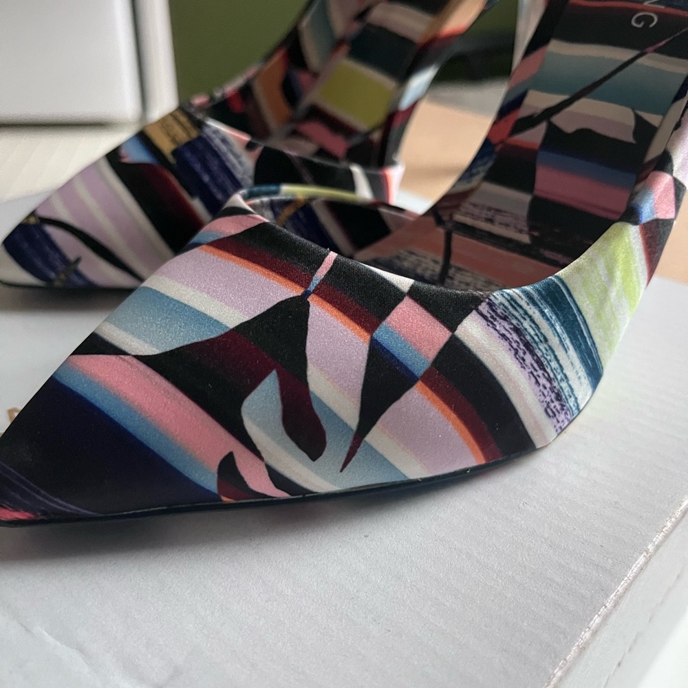 Multi Color Pump